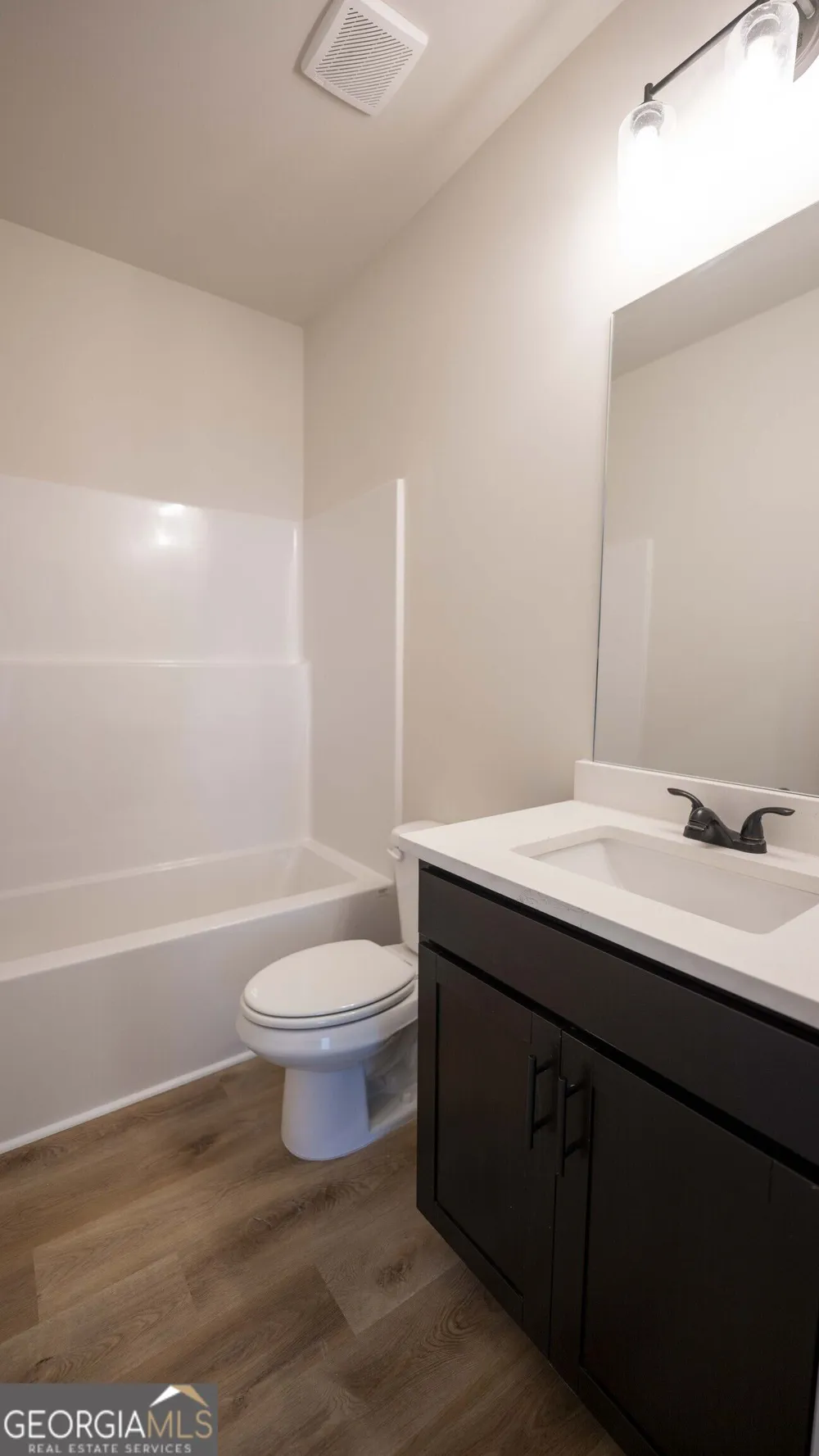 121 Bluecoat TRL Byron, GA 31008