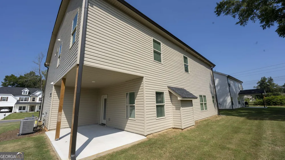 121 Bluecoat TRL Byron, GA 31008