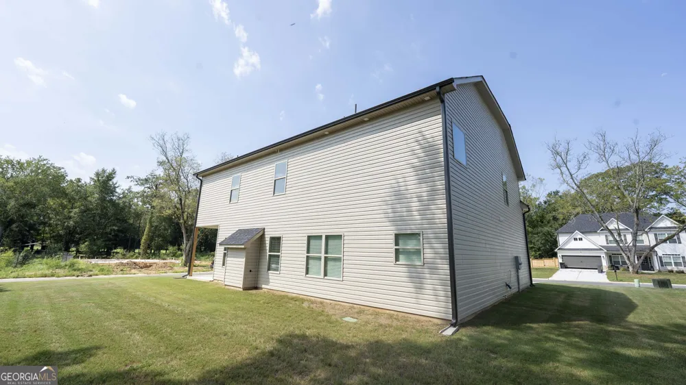 121 Bluecoat TRL Byron, GA 31008