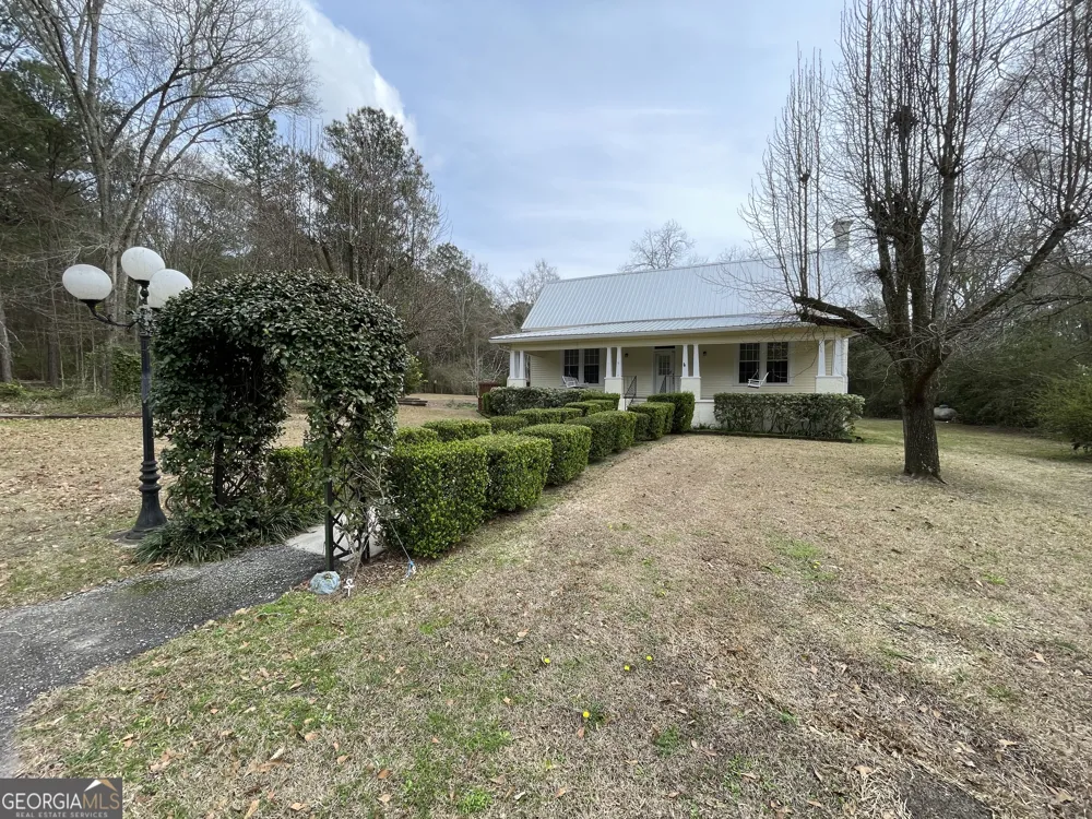 492 Ga Highway 26 E Cochran, GA 31014