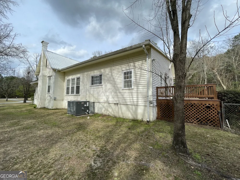 492 Ga Highway 26 E Cochran, GA 31014