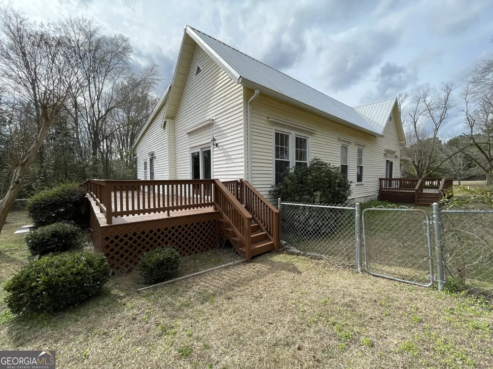 492 Ga Highway 26 E Cochran, GA 31014