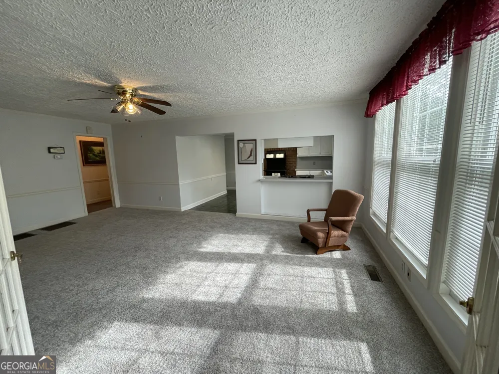 492 Ga Highway 26 E Cochran, GA 31014