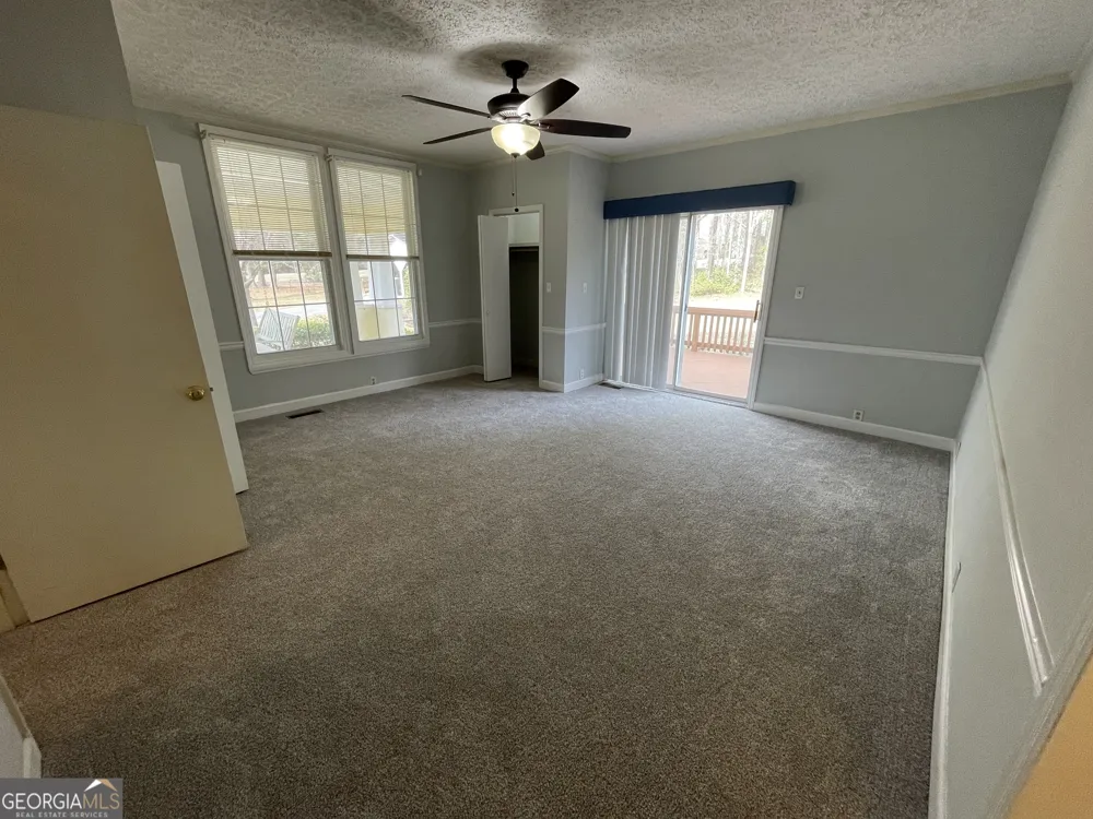 492 Ga Highway 26 E Cochran, GA 31014