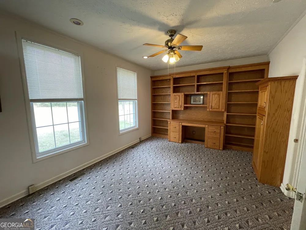 492 Ga Highway 26 E Cochran, GA 31014