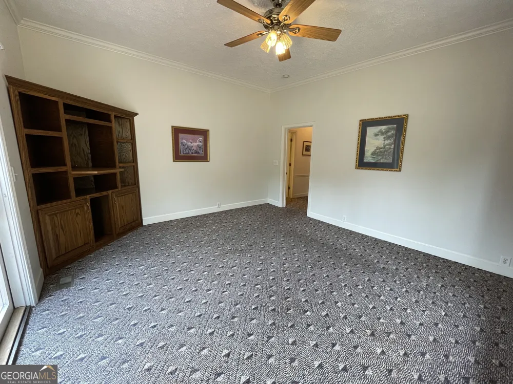 492 Ga Highway 26 E Cochran, GA 31014