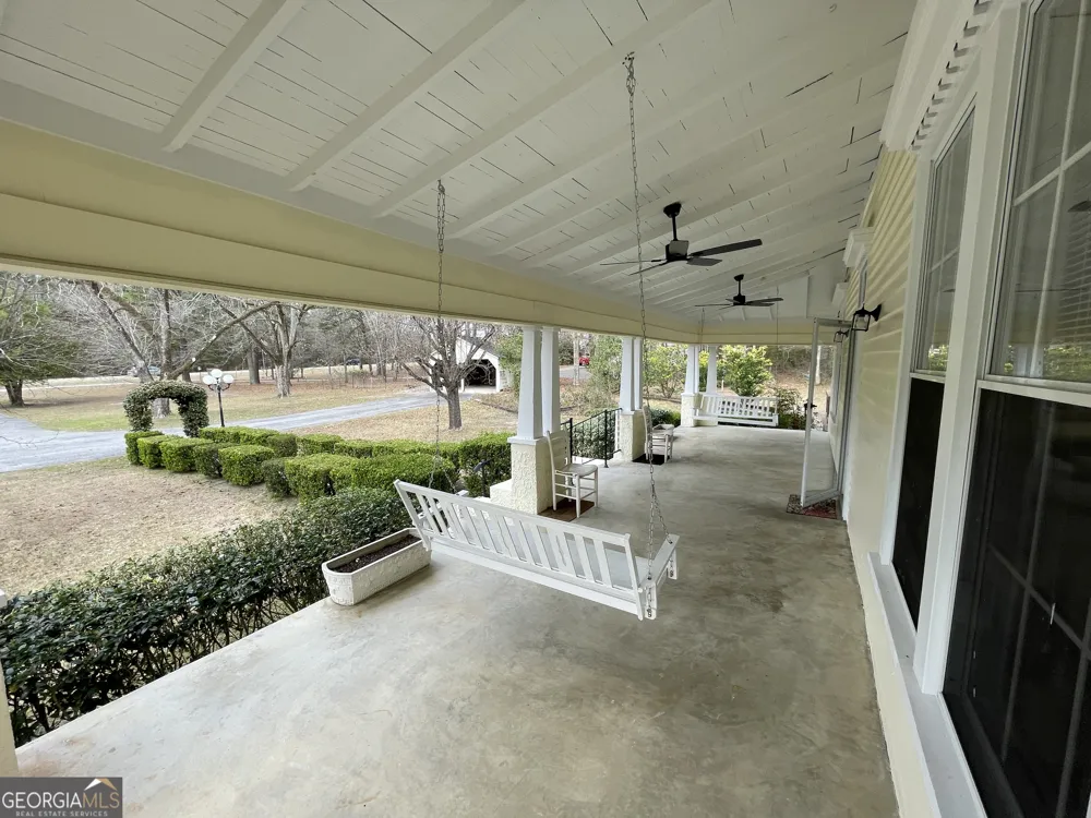492 Ga Highway 26 E Cochran, GA 31014