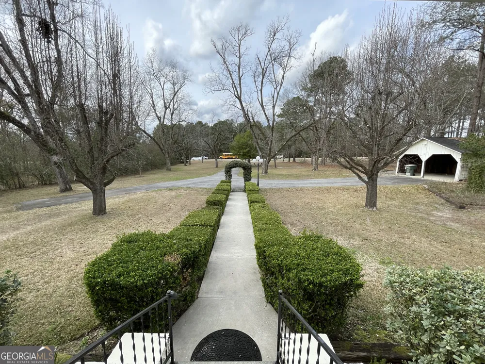 492 Ga Highway 26 E Cochran, GA 31014
