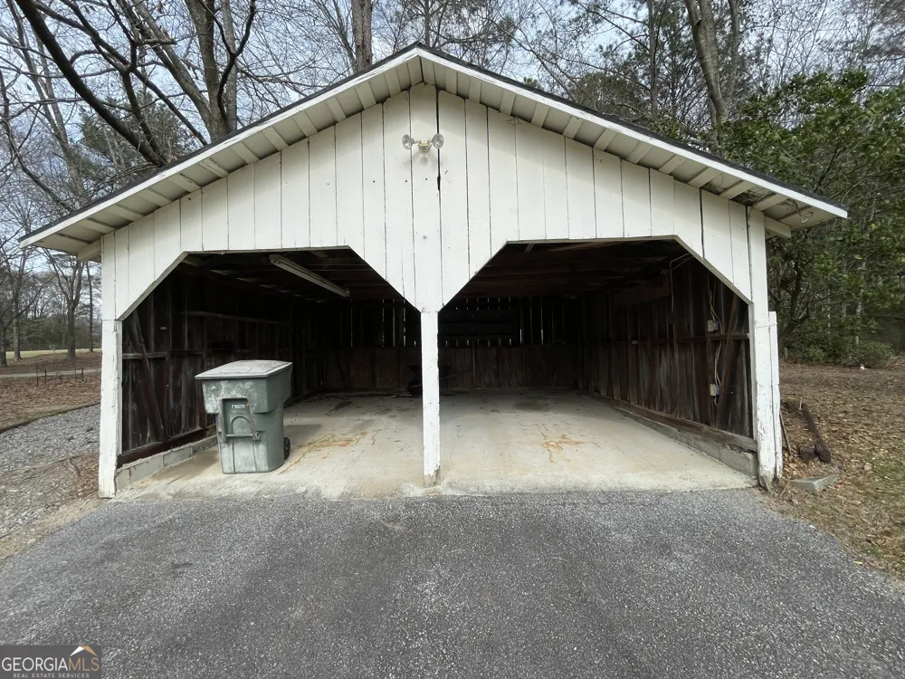 492 Ga Highway 26 E Cochran, GA 31014