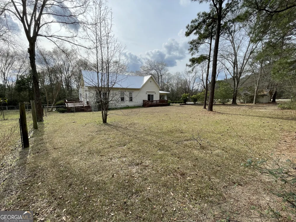 492 Ga Highway 26 E Cochran, GA 31014