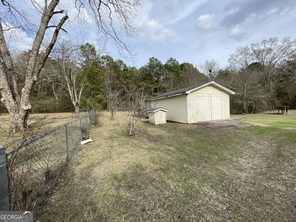 492 Ga Highway 26 E Cochran, GA 31014