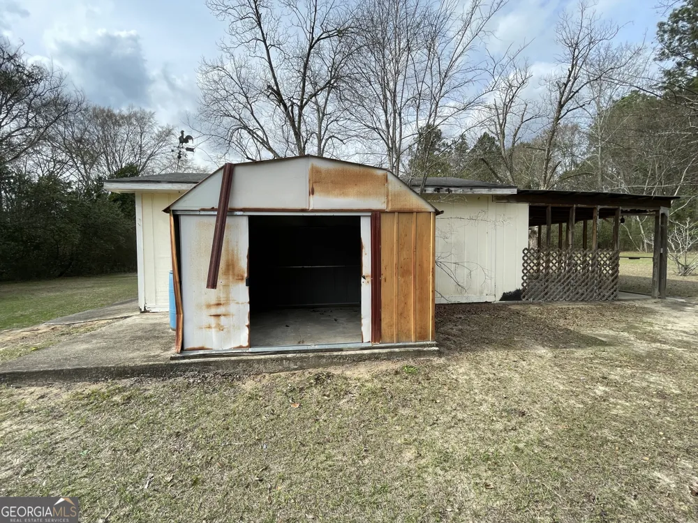 492 Ga Highway 26 E Cochran, GA 31014