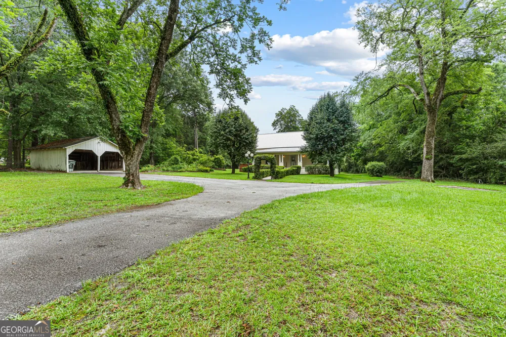 492 Ga Highway 26 E Cochran, GA 31014