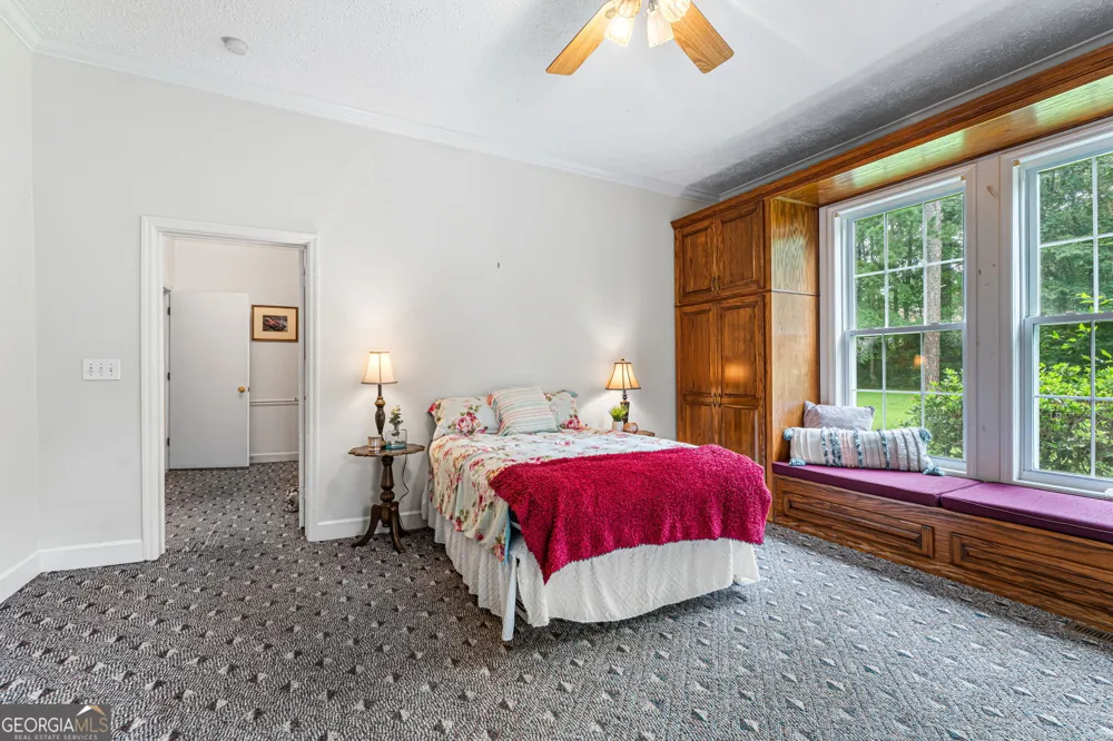 492 Ga Highway 26 E Cochran, GA 31014