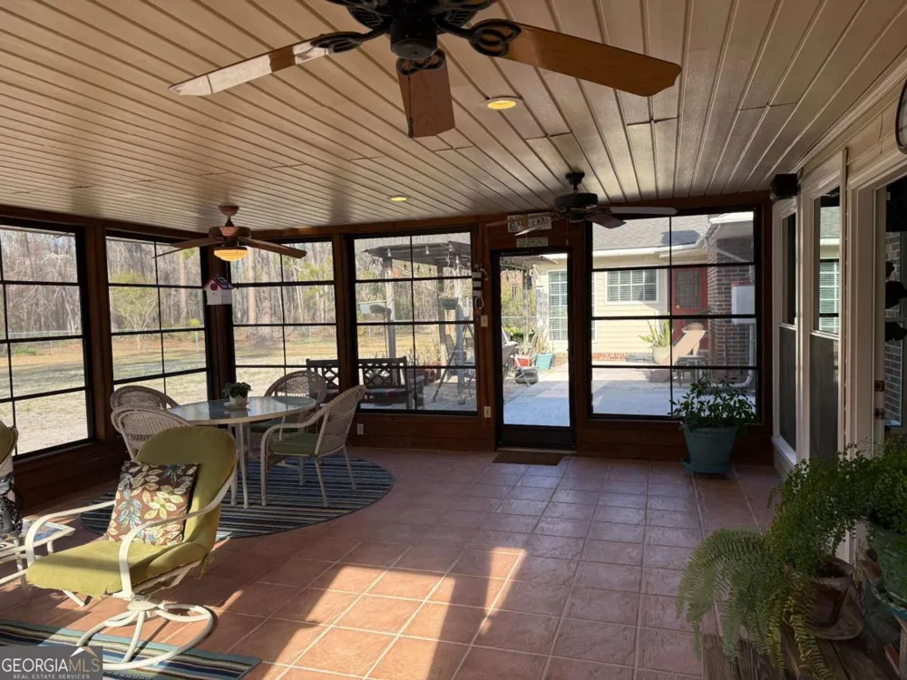 5686 Golden Isle W Baxley, GA 31513