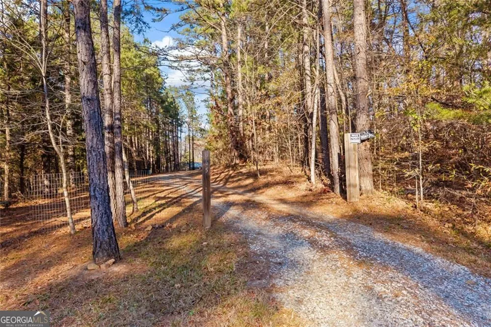 665 N Holcomb DR Martin, GA 30557