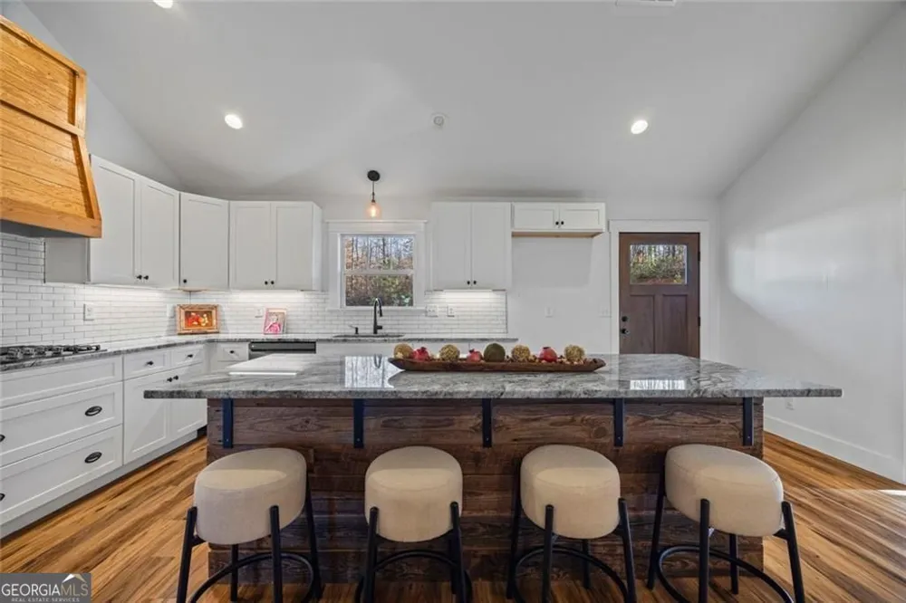665 N Holcomb DR Martin, GA 30557