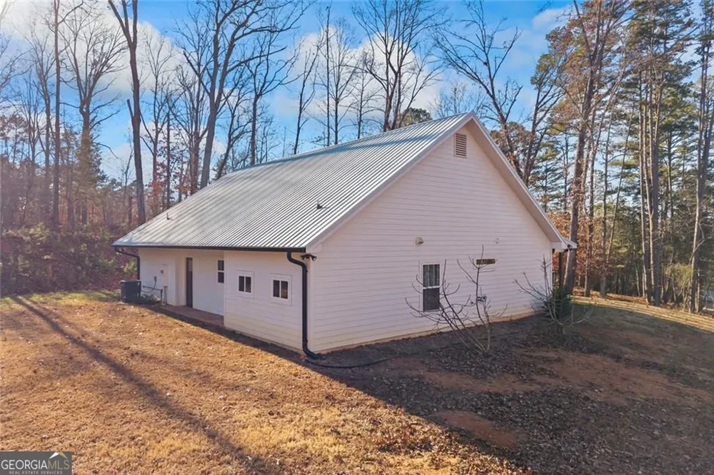 665 N Holcomb DR Martin, GA 30557