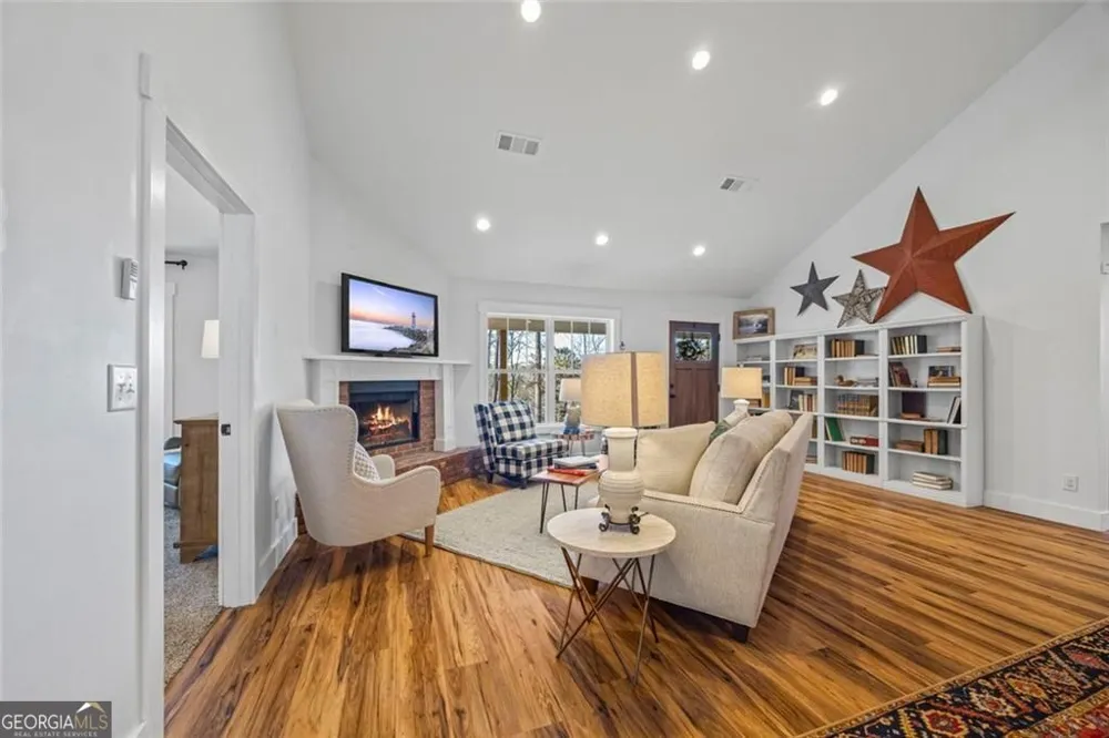 665 N Holcomb DR Martin, GA 30557
