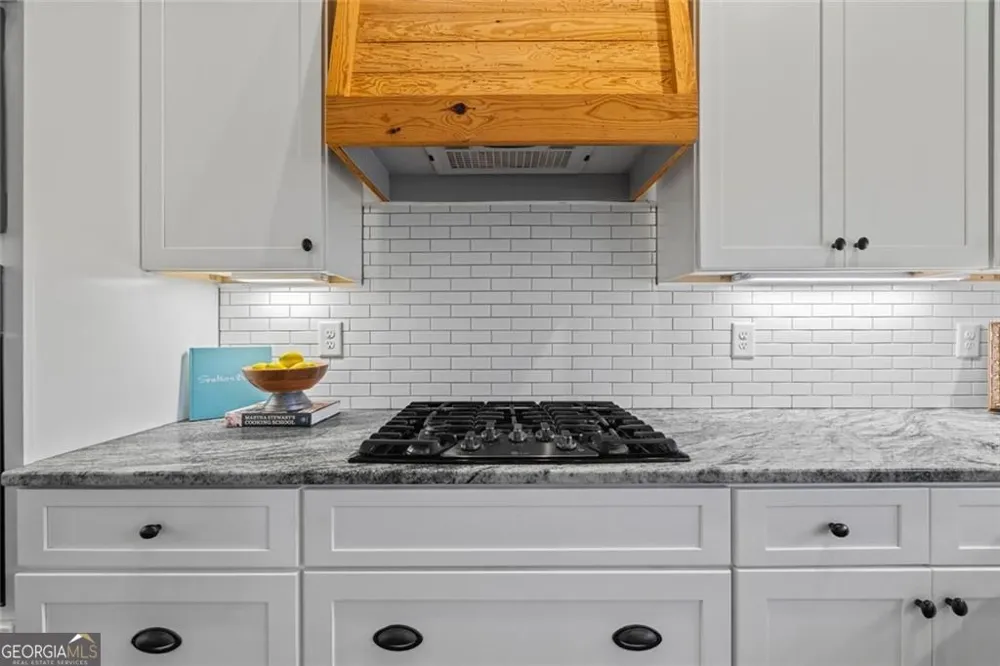 665 N Holcomb DR Martin, GA 30557