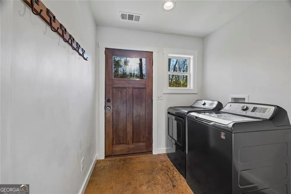 665 N Holcomb DR Martin, GA 30557