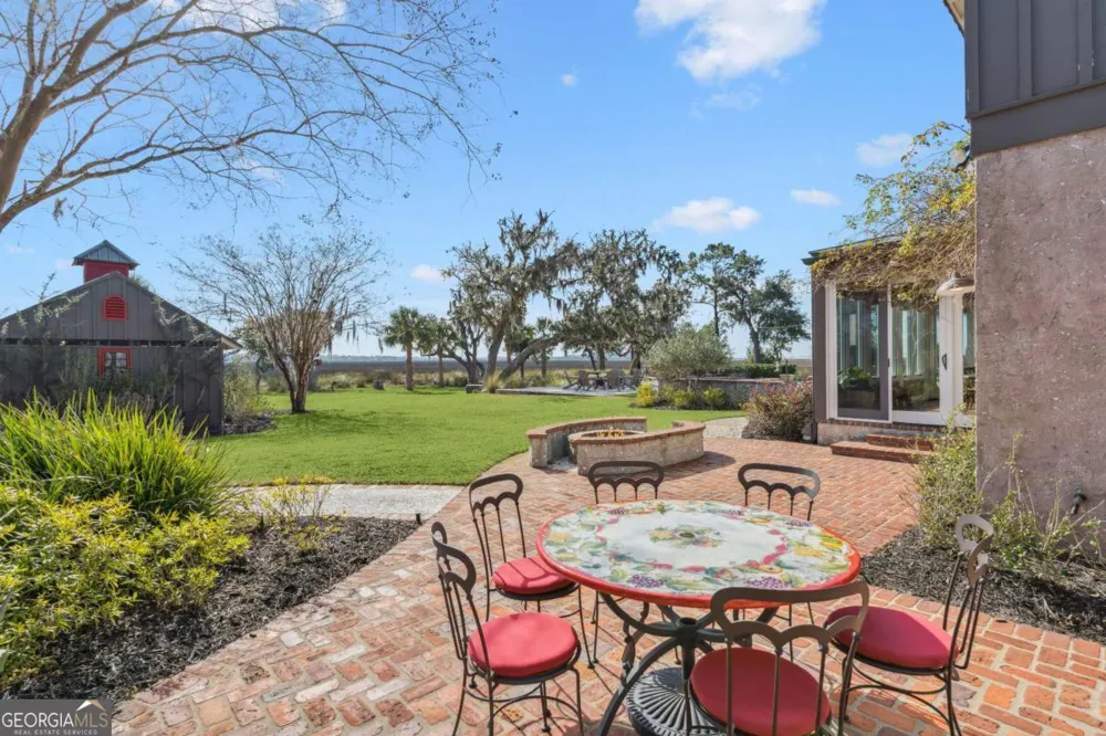 400 Stevens RD St. Simons, GA 31522