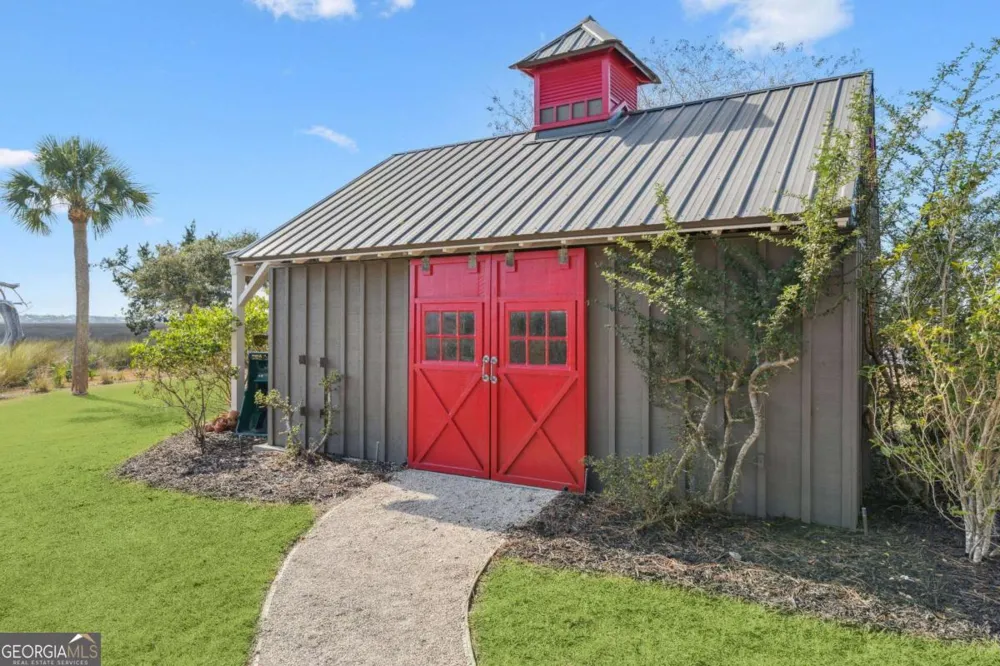 400 Stevens RD St. Simons, GA 31522