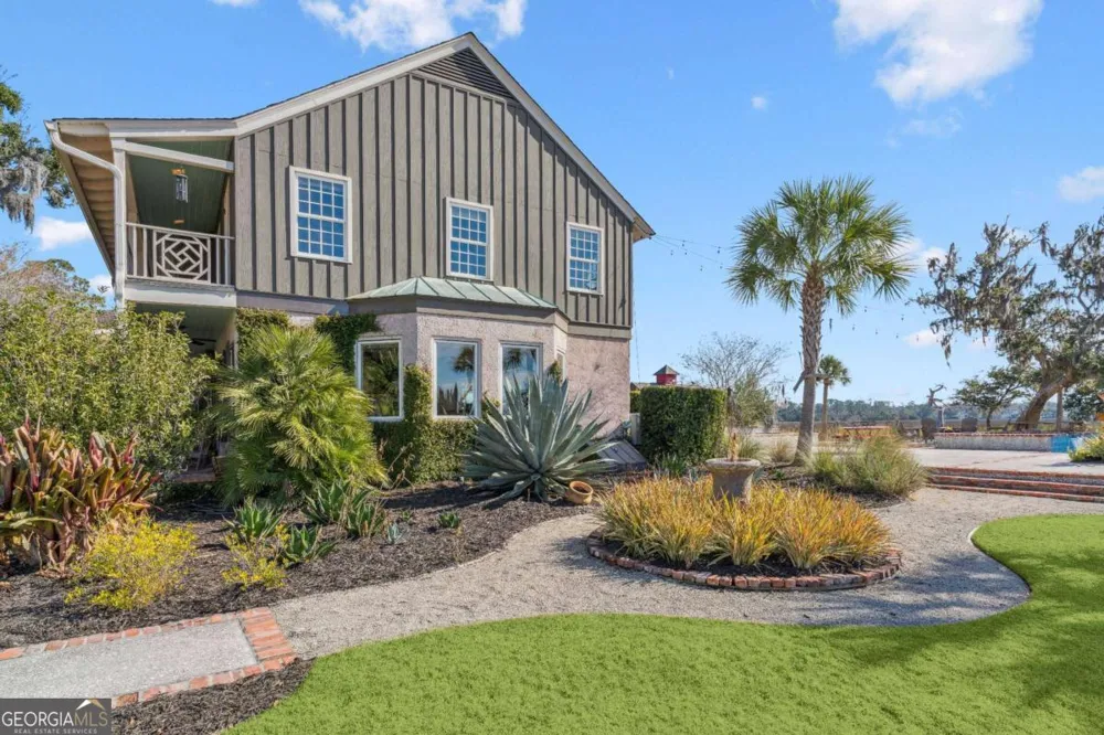 400 Stevens RD St. Simons, GA 31522