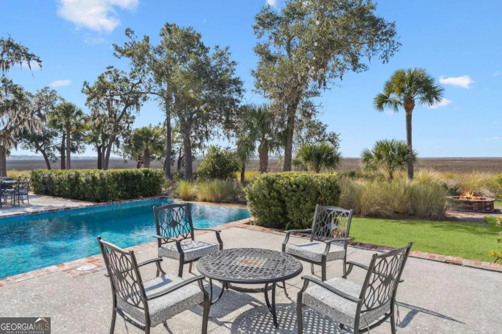 400 Stevens RD St. Simons, GA 31522