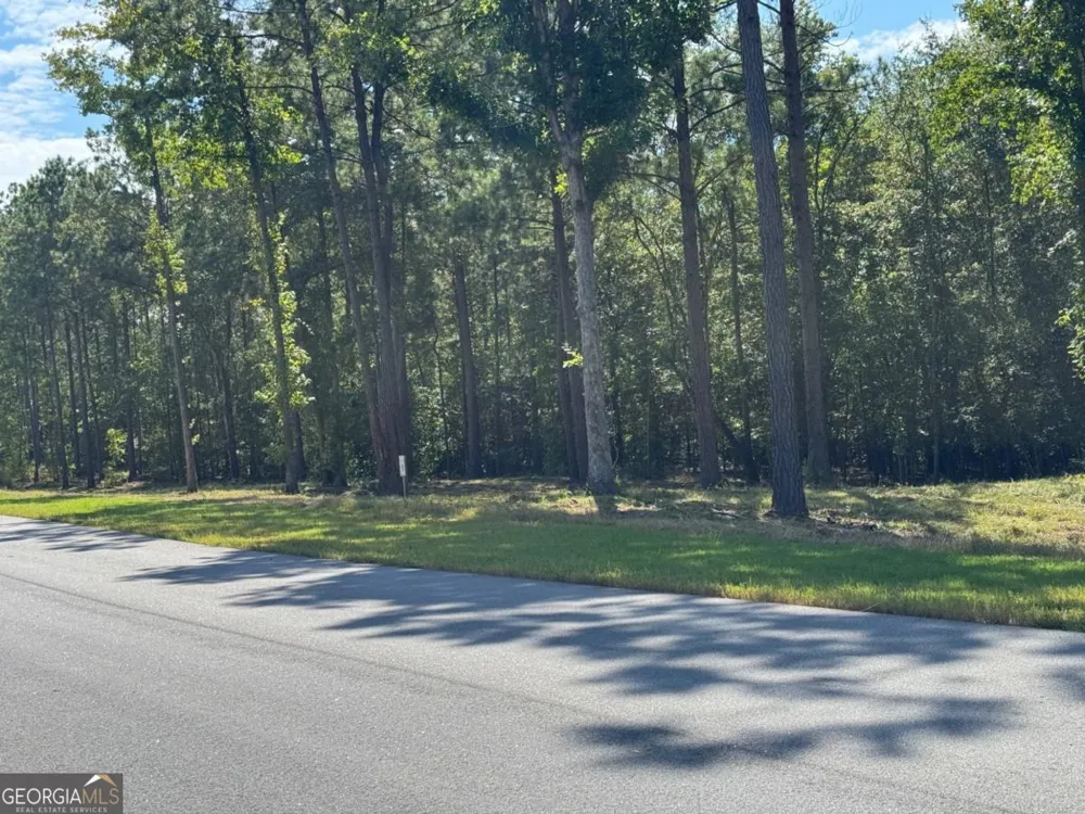 100 Falls LN Milledgeville, GA 31061