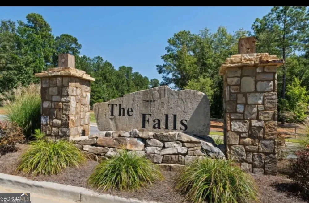 100 Falls LN Milledgeville, GA 31061