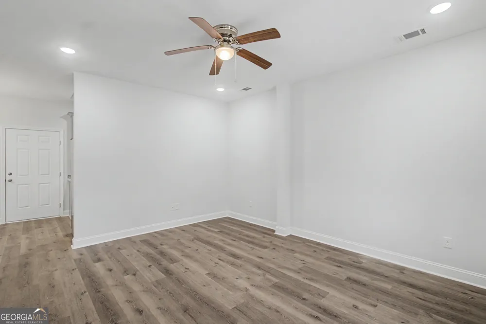 205 Bagley AVE Hinesville, GA 31313