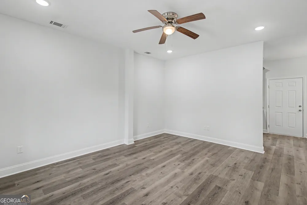 205 Bagley AVE Hinesville, GA 31313