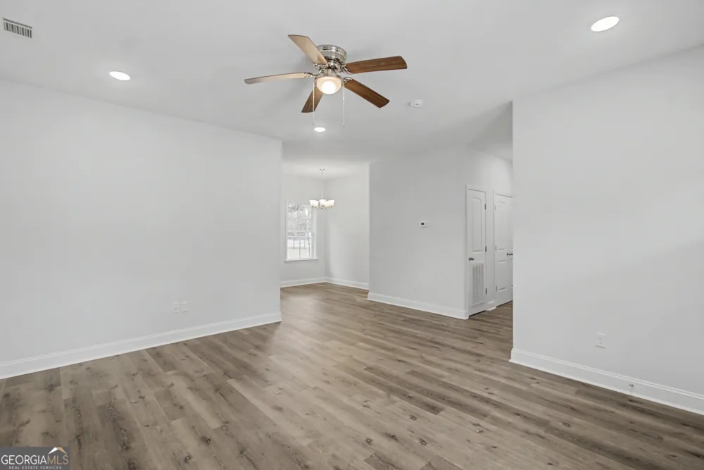 205 Bagley AVE Hinesville, GA 31313
