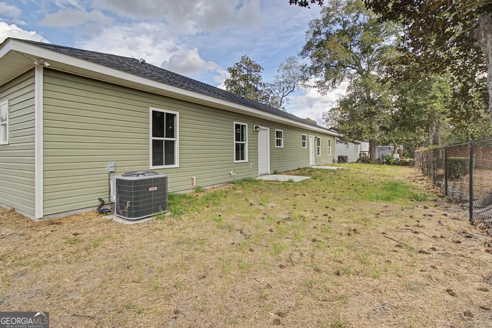 205 Bagley AVE Hinesville, GA 31313