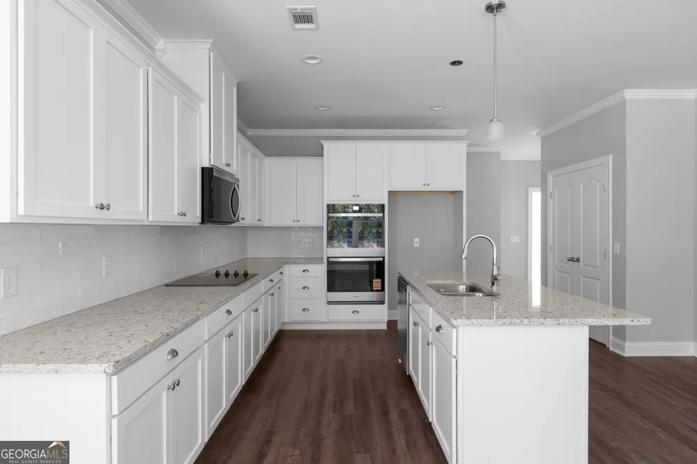 111 Concord DR Guyton, GA 31312