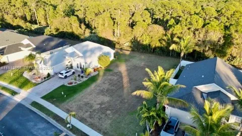 1570 SW 16th Ct SW