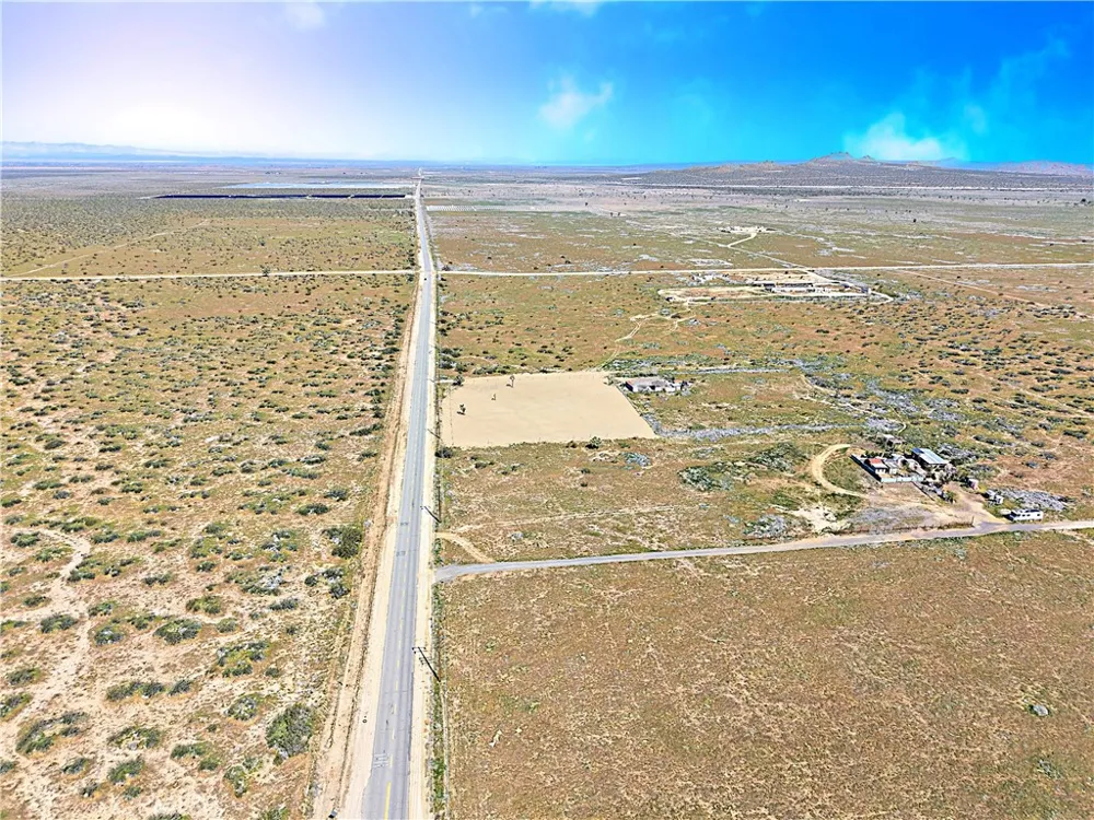 110th St East Street Sun Village, CA 93543