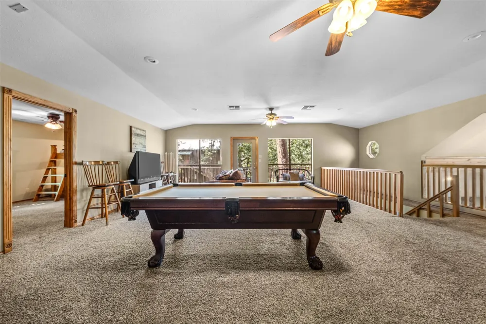 115 Larsen Ln Scroggins, TX 75480