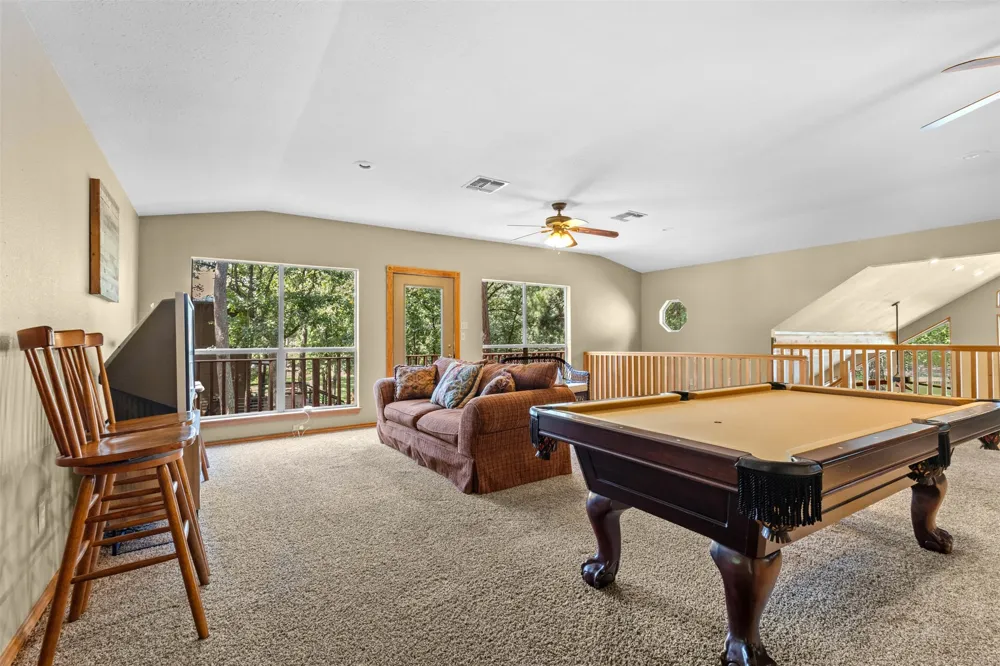 115 Larsen Ln Scroggins, TX 75480