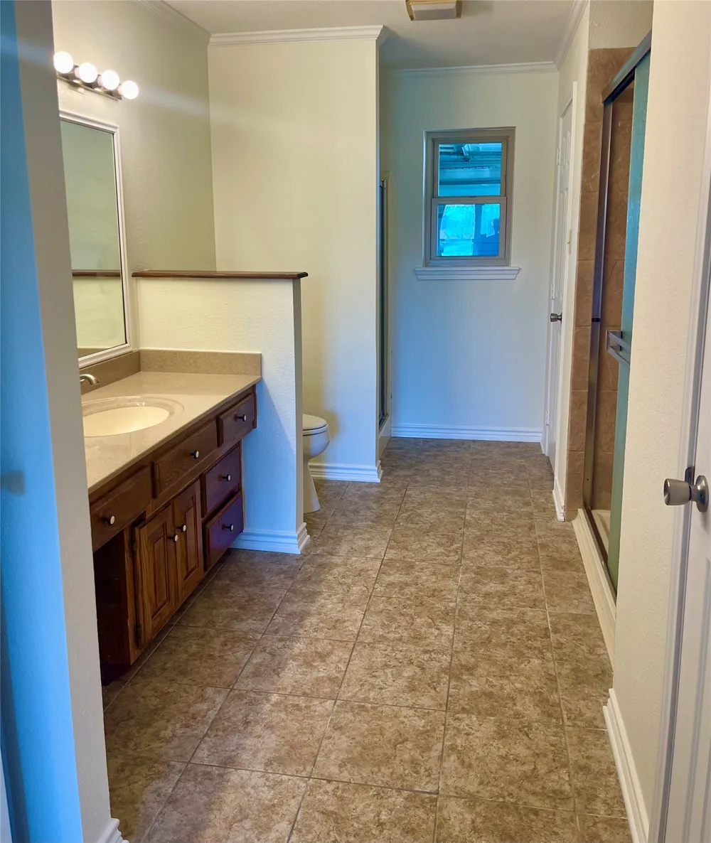 1624 County Road 1560 Alba, TX 75410