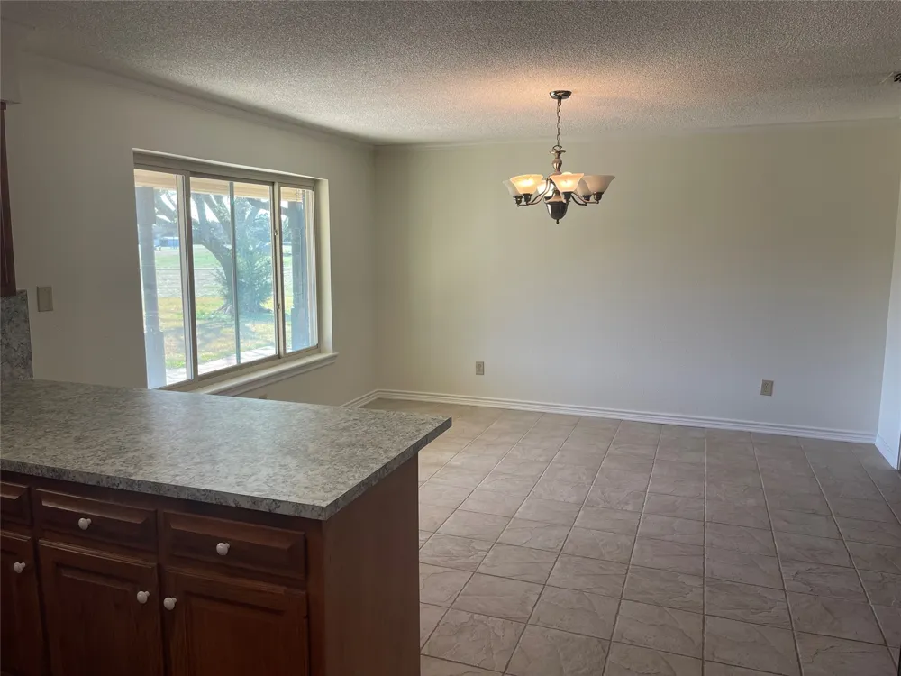 1624 County Road 1560 Alba, TX 75410