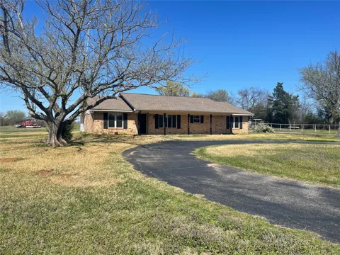 1624 County Road 1560