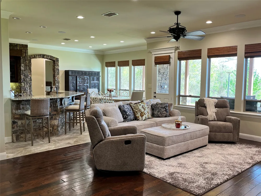 1255 County Road 3400 Emory, TX 75440