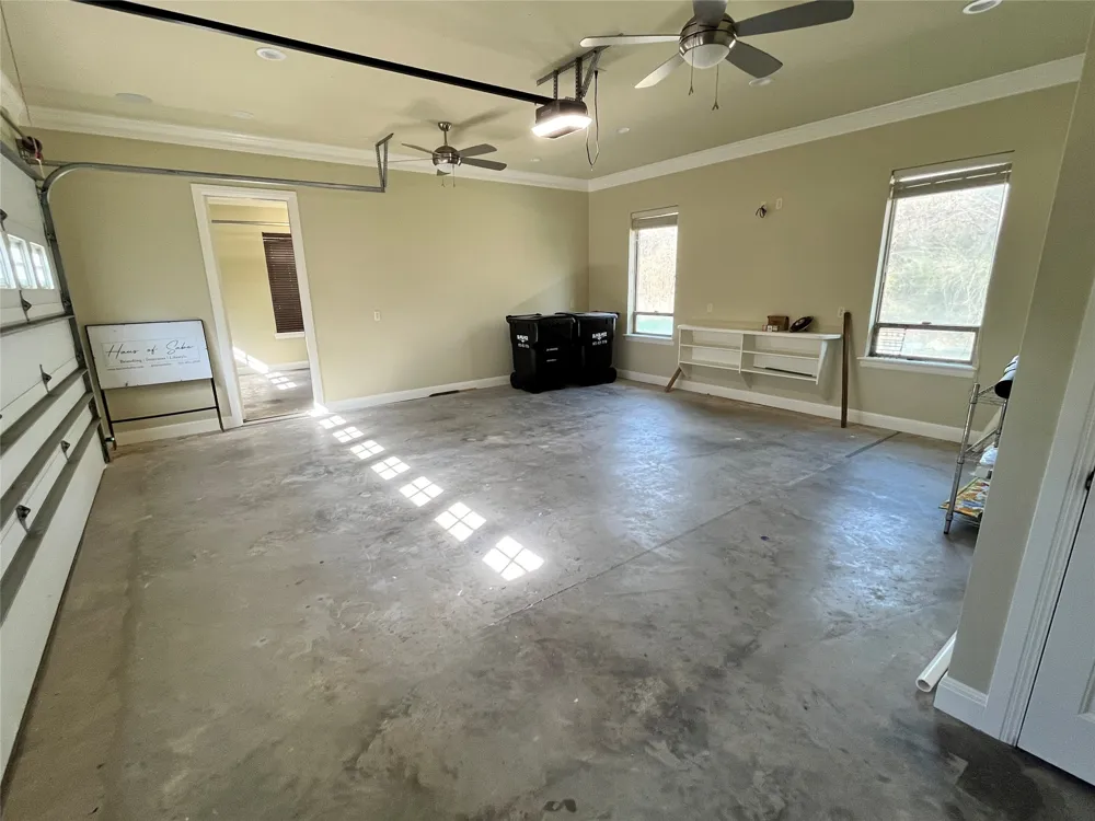 1255 County Road 3400 Emory, TX 75440