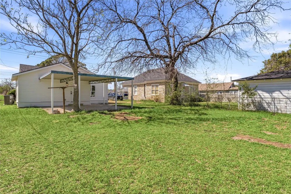 815 Garrison Street Waco, TX 76704