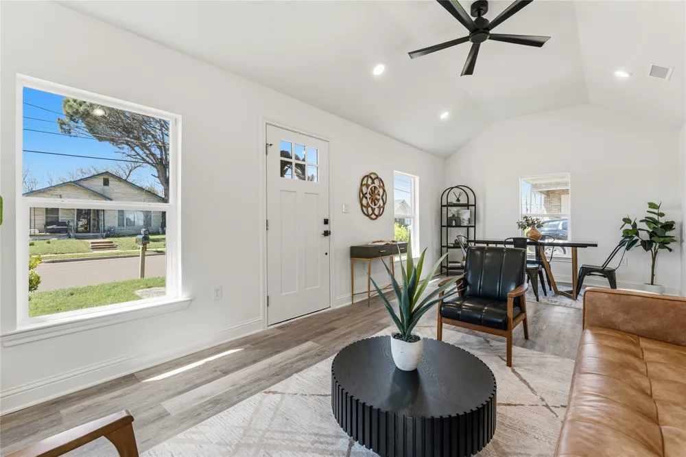 815 Garrison Street Waco, TX 76704