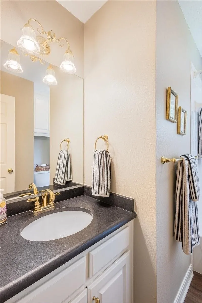 219 Admiral Drive Gun Barrel City, TX 75156