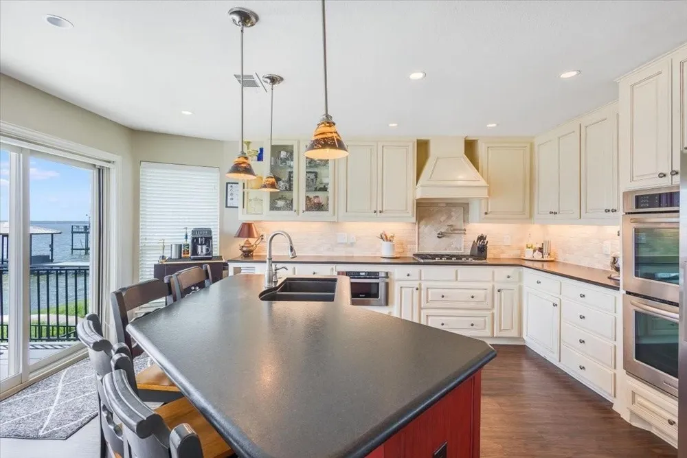 219 Admiral Drive Gun Barrel City, TX 75156