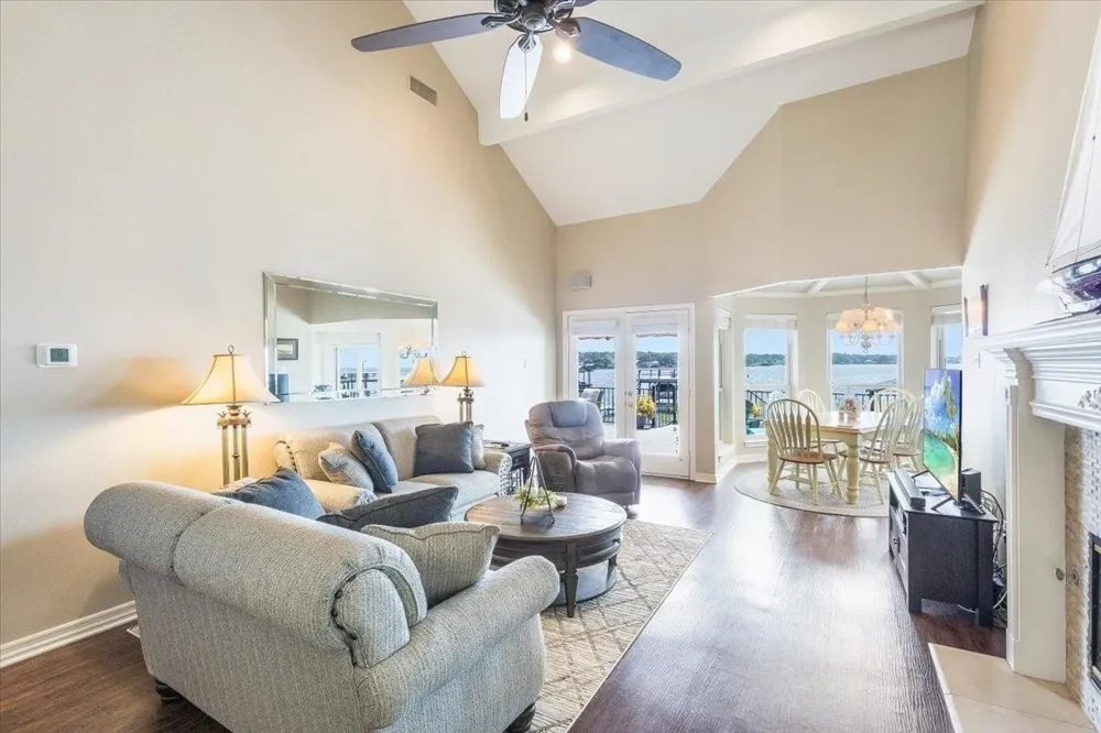 219 Admiral Drive Gun Barrel City, TX 75156